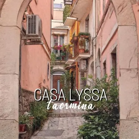 Nyaraló Lyssa
